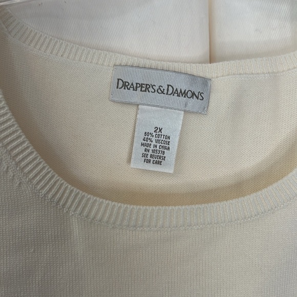 Draper’s & Damon’s Ivory Sweater Shell - Picture 3 of 4